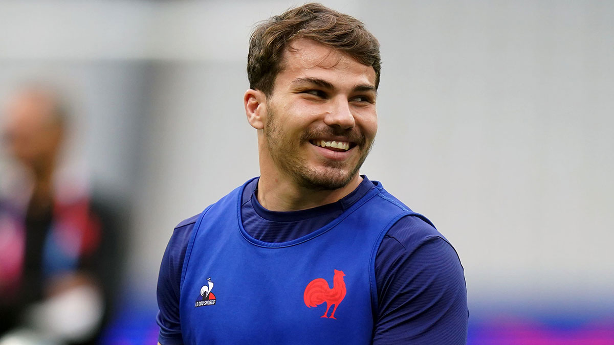 Antoine Dupont during France training session