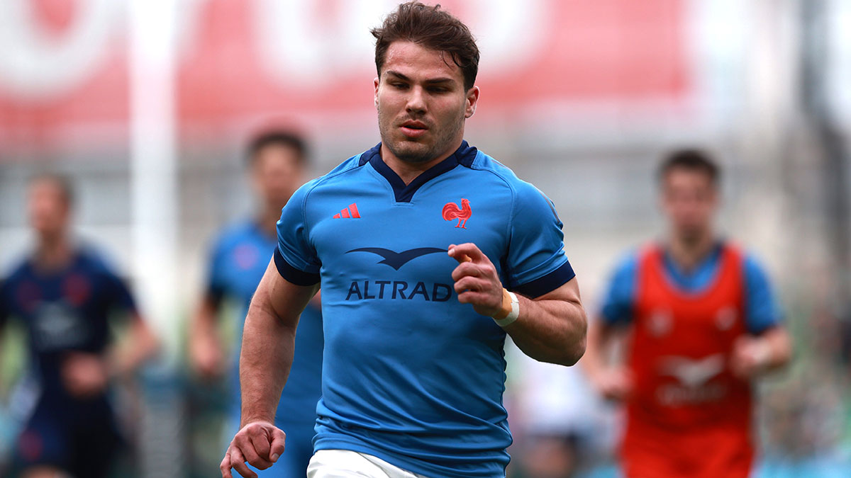 Antoine Dupont warming up for Ireland v France match in 2025 Six Nations