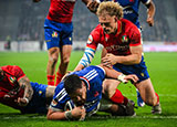 Emmanuel Meafou scores a try for France v Italy in 2026 Six Nations