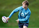 Fin Smith at England training session during 2025 Autumn Internationals