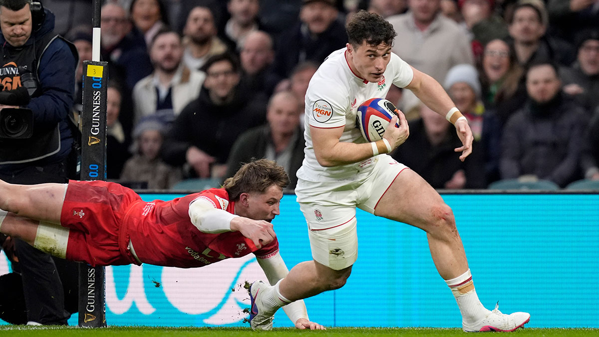 Henry Arundell scores a try for England v Wales during 2026 Six Nations