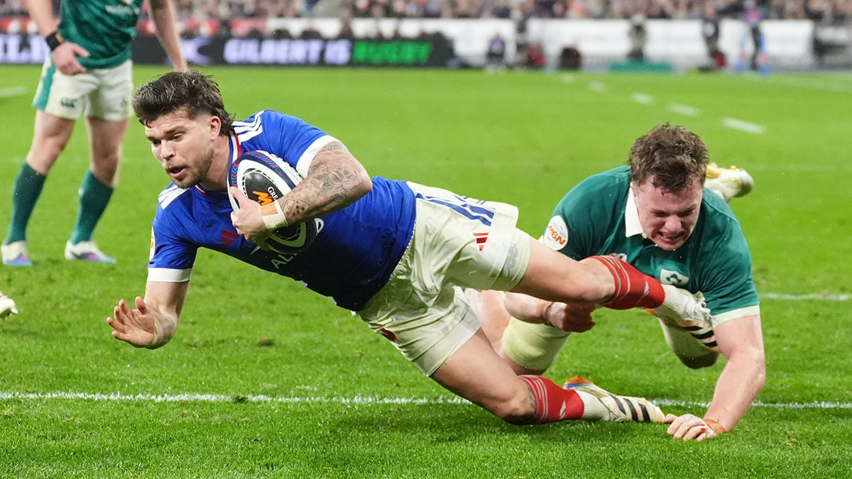 Mathieu Jalibert scores a try for France v Ireland during 2026 Six Nations
