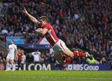 Scott Williams scores the winning try for Wales against Engand at Twickenham in 2012