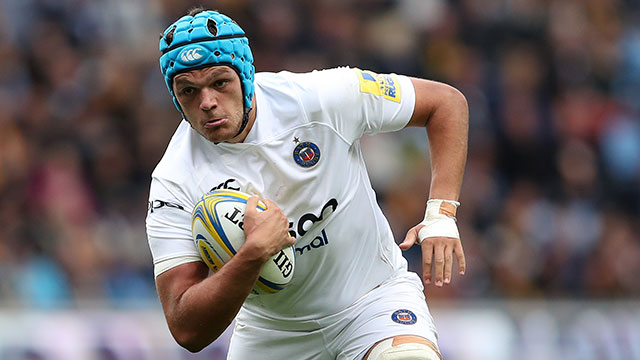 Zach Mercer in action for Bath Rugby